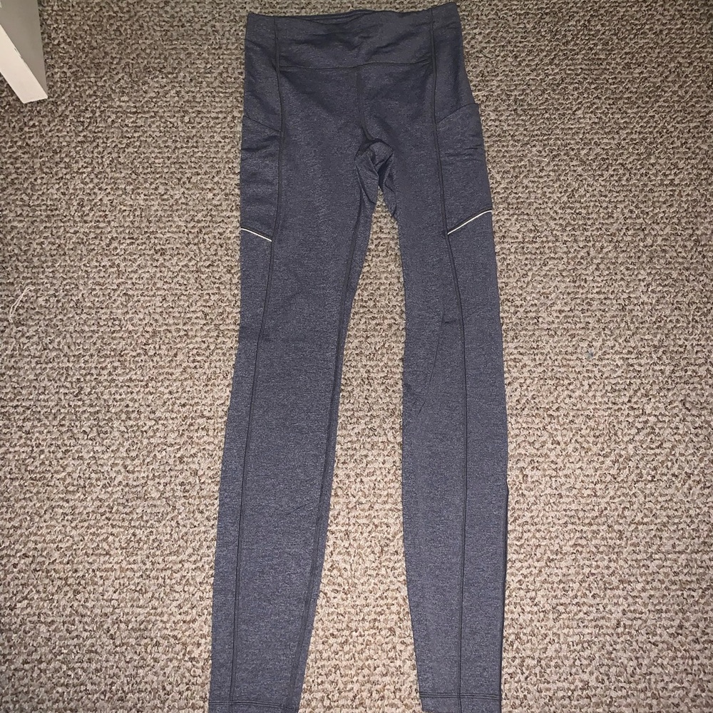 Grey LULULEMON athletic leggings